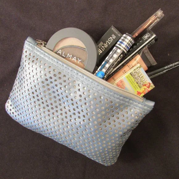 COPY - Makeup Bags - Picture 3 of 10